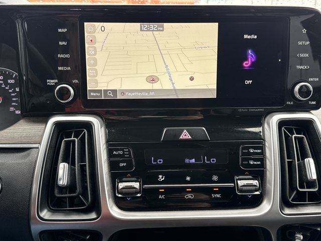 Used 2023 Kia Sorento EX w/ Panoramic Sunroof Package FWD image 21