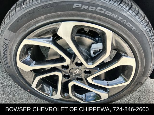 Certified 2025 Chevrolet Trax RS w/ Driver Confidence Package image 10