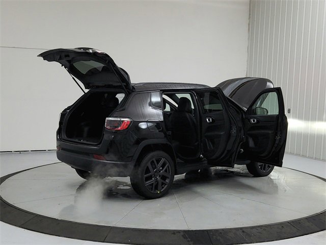 New 2026 Jeep Compass Latitude image 15