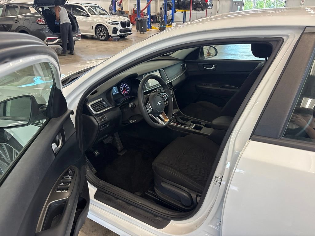 Used 2019 Kia Optima LX w/ LX 17" Wheel Package FWD image 11