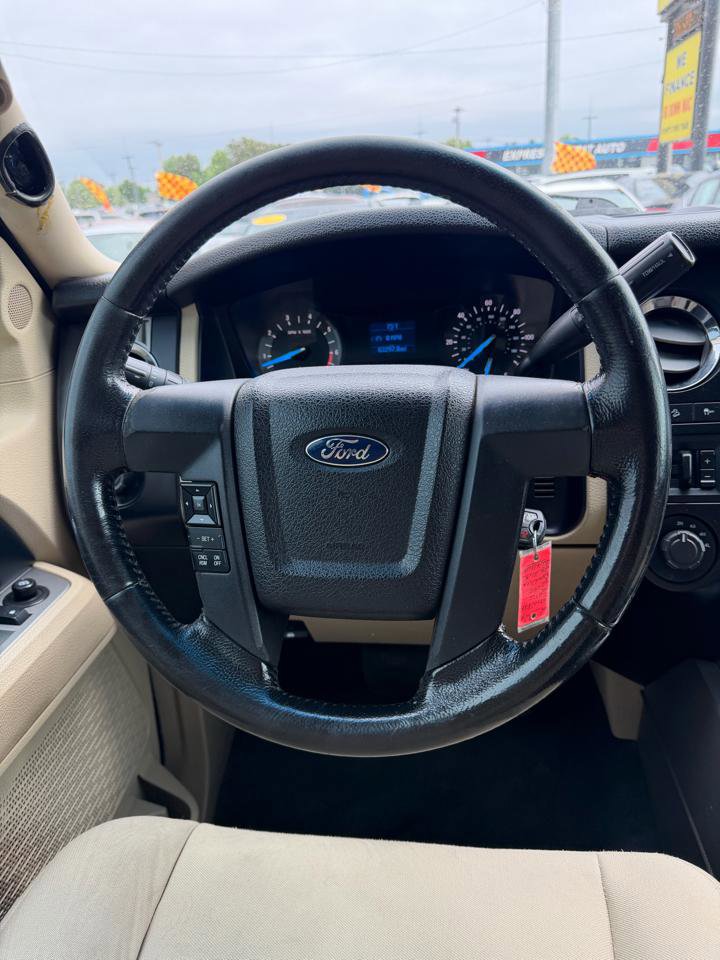 Used 2015 Ford Expedition XL AWD/4WD image 12