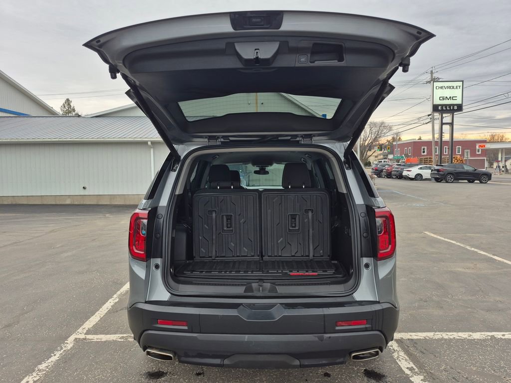 Used 2023 GMC Acadia SLE w/ Driver Convenience Package image 22