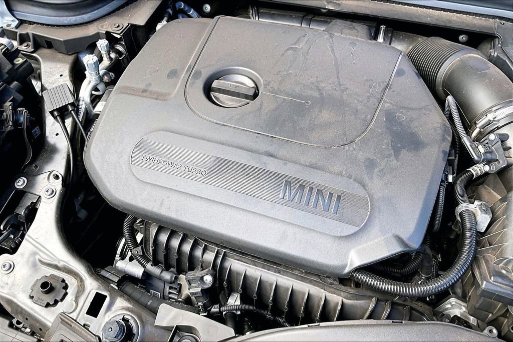 Used 2024 MINI Cooper 4-Door Hardtop image 34