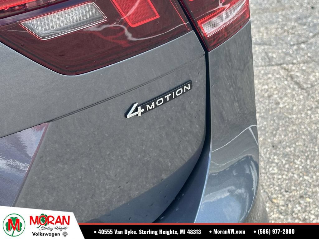 Certified 2024 Volkswagen Tiguan SE AWD/4WD image 10