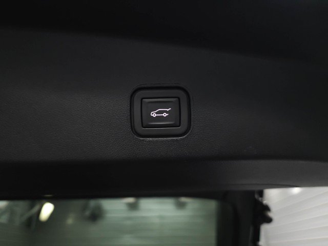 Used 2024 Cadillac Lyriq Sport AWD/4WD image 43