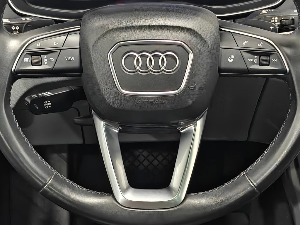 Used 2022 Audi Q5 2.0T Premium Plus w/ Premium Plus Package AWD/4WD image 5