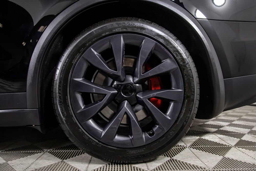 Used 2024 Tesla Model X Plaid image 20