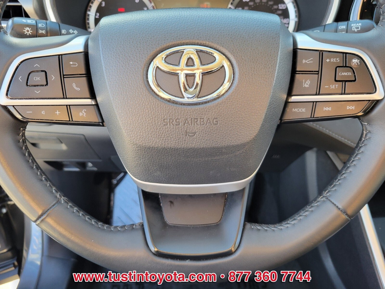 Certified 2023 Toyota Highlander XLE image 18