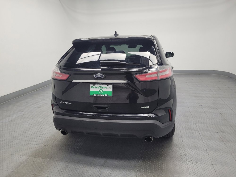Used 2020 Ford Edge SE image 7