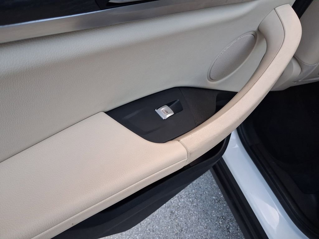 Used 2022 BMW X3 sDrive30i image 12