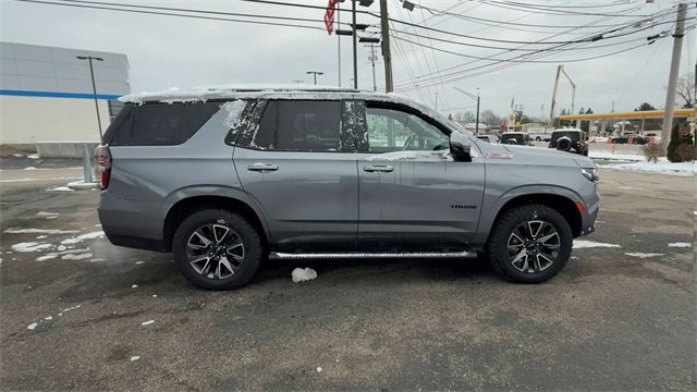 Used 2022 Chevrolet Tahoe Z71 w/ Luxury Package image 9