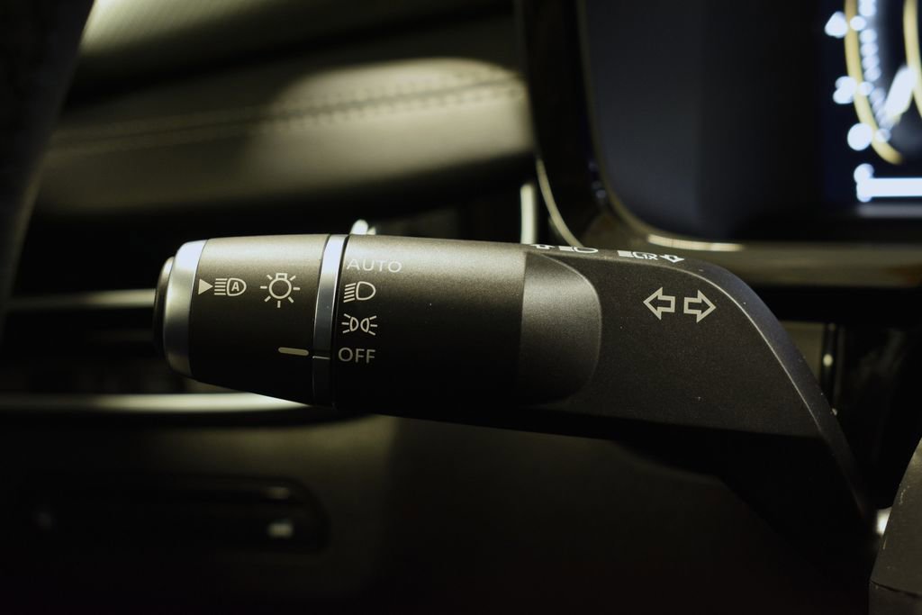 New 2026 INFINITI QX60 Luxe w/ Family Package image 18