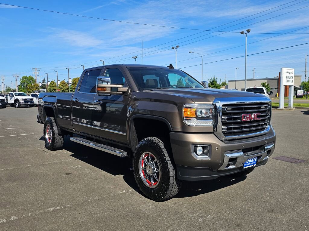Used 2015 GMC Sierra 3500 SLT w/ Duramax Plus Package AWD/4WD image 4