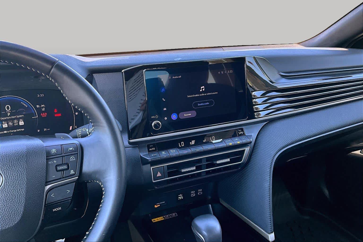 Certified 2025 Toyota Camry SE FWD image 6