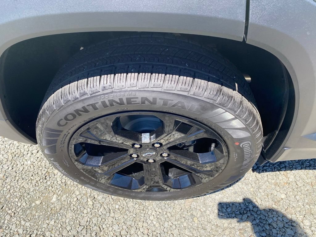 New 2026 Chevrolet Equinox LT w/ Convenience Package II FWD image 23