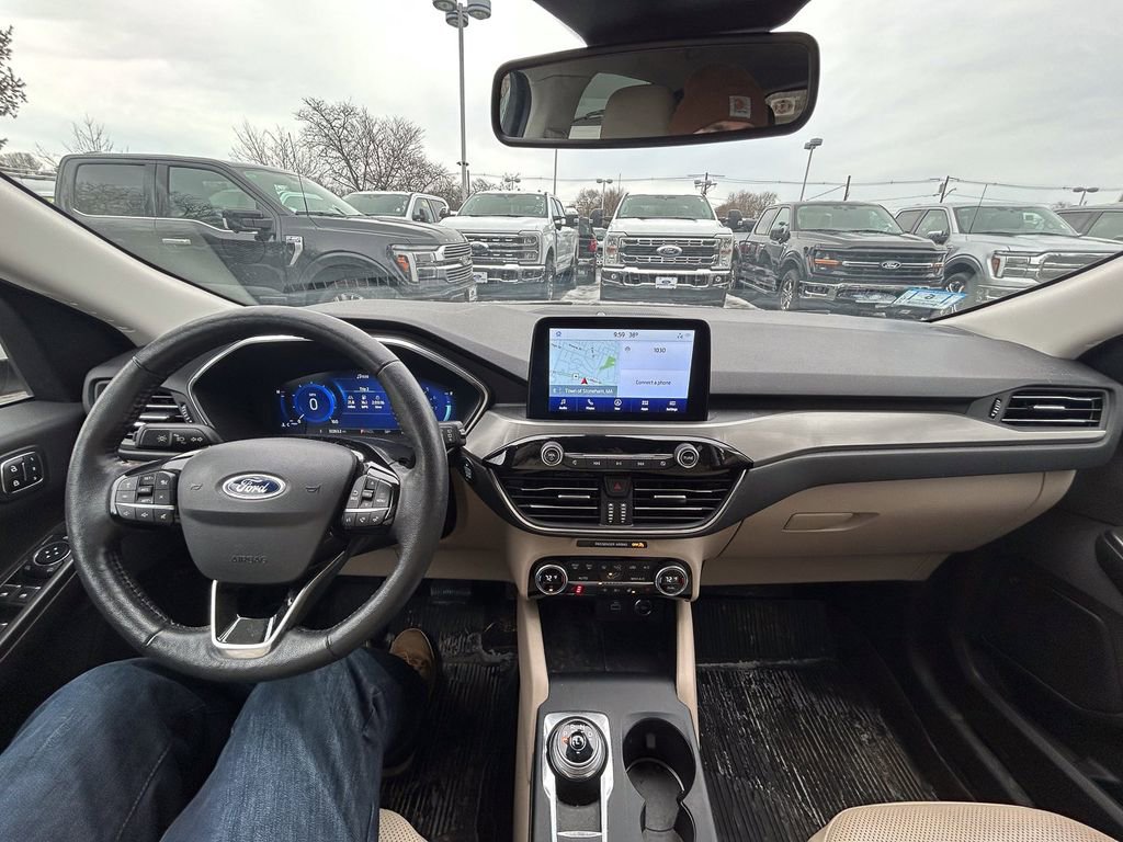 Used 2021 Ford Escape Titanium image 23