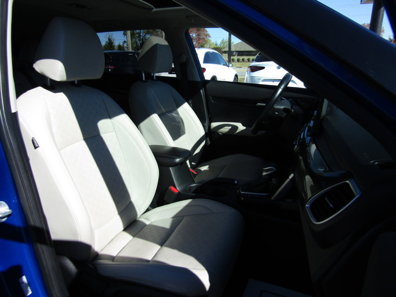 Used 2021 Kia Seltos EX image 29