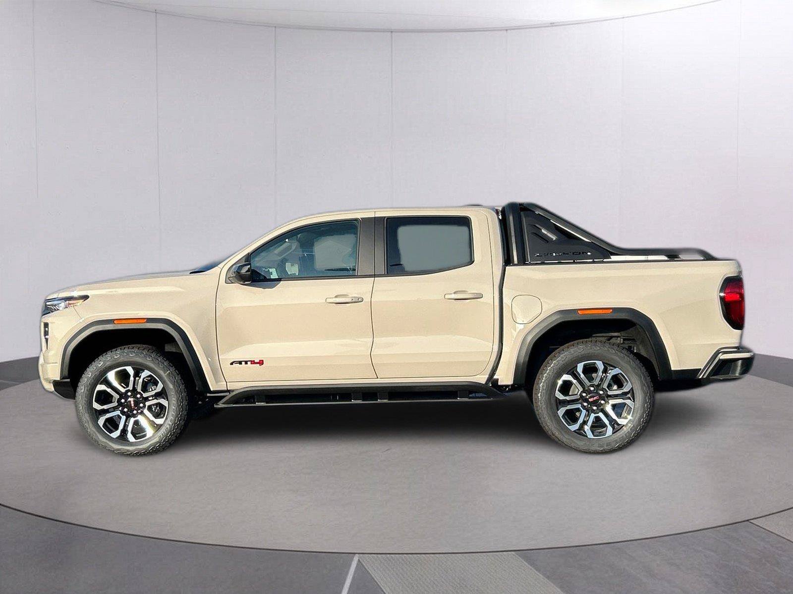 New 2026 GMC Canyon AT4 w/ Nightfall Edition AWD/4WD image 2