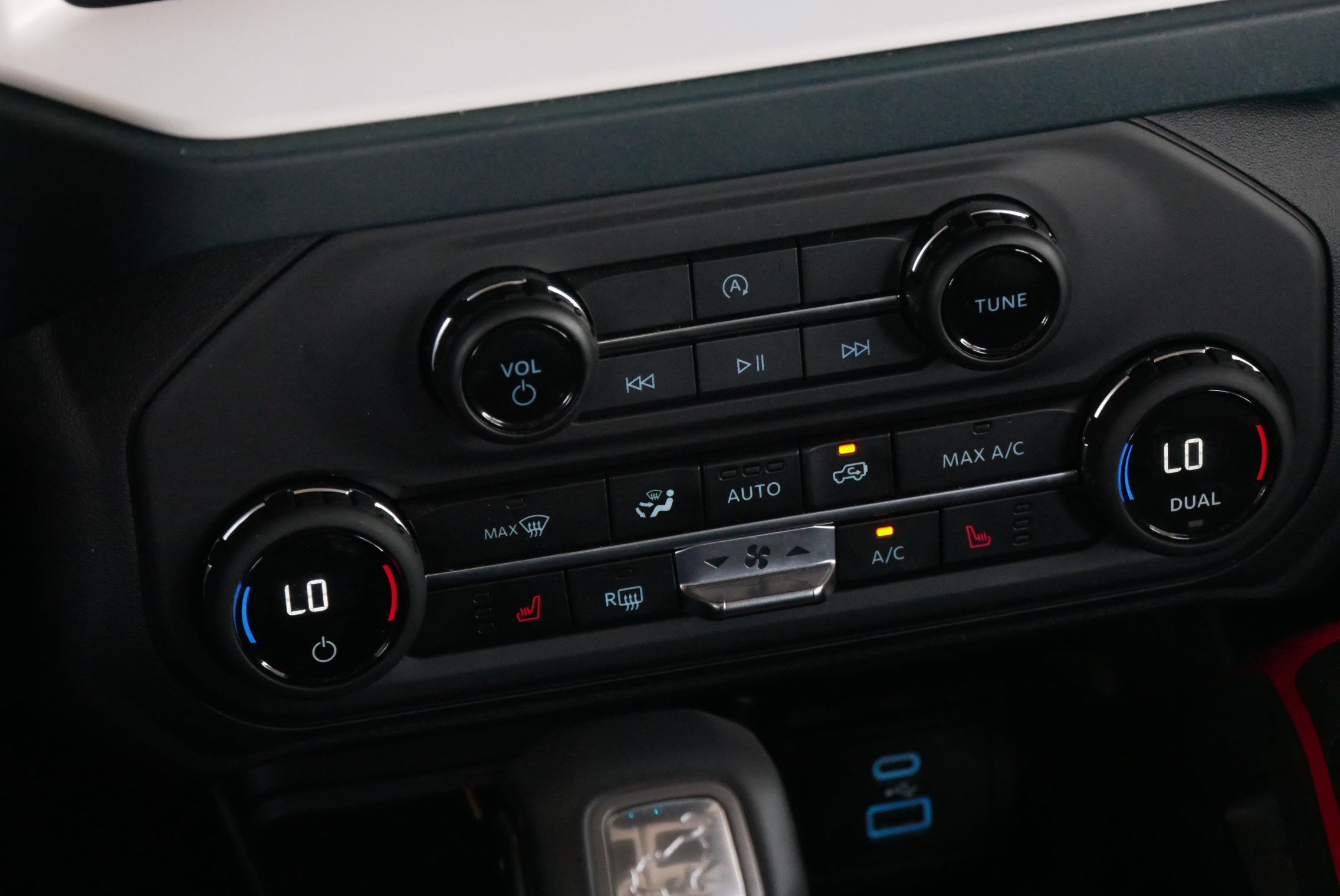 Used 2025 Ford Bronco Heritage Edition AWD/4WD image 20