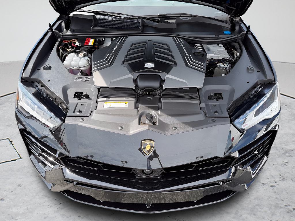 Used 2021 Lamborghini Urus AWD/4WD image 40