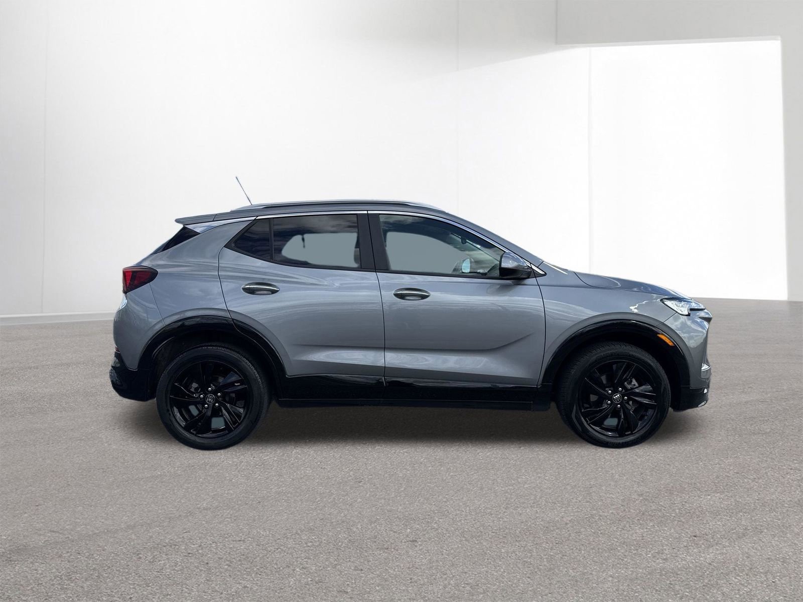 Used 2024 Buick Encore GX Sport Touring AWD/4WD image 32