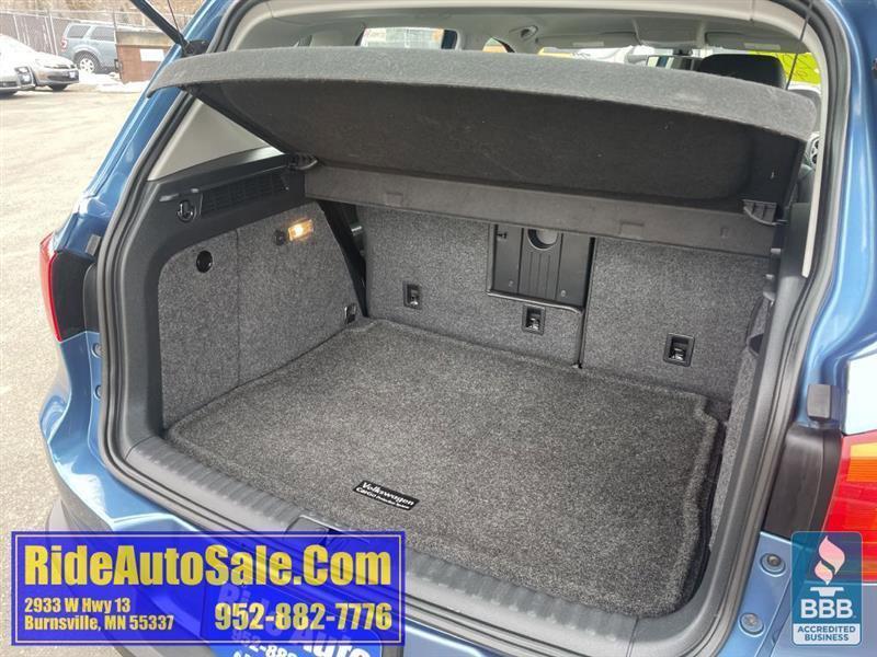 Used 2017 Volkswagen Tiguan S image 29