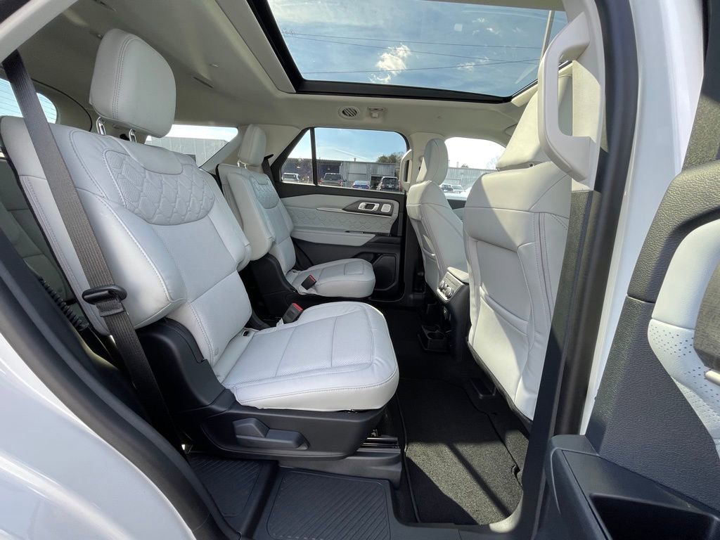 New 2026 Ford Explorer Platinum w/ LUX Leather Package image 25