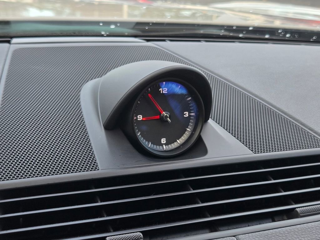 Used 2023 Porsche Panamera Platinum Edition image 34