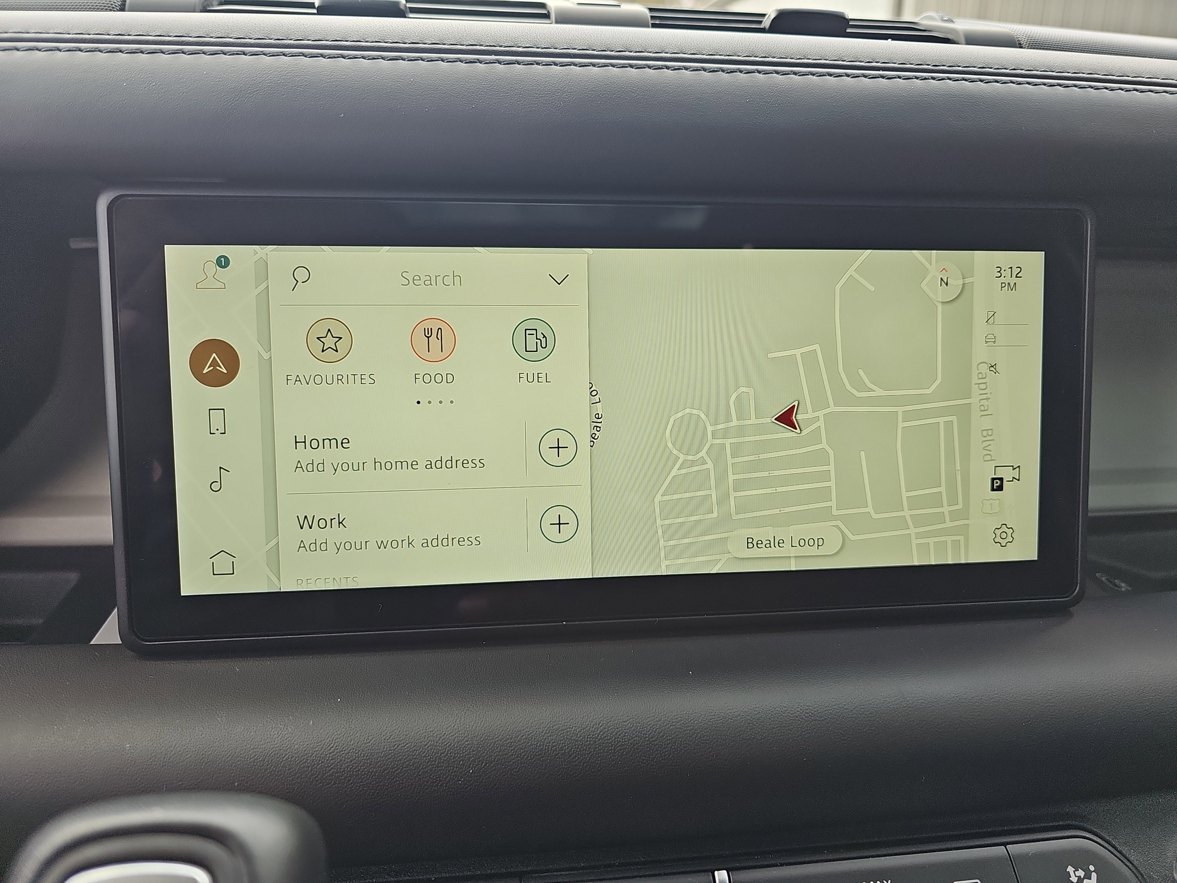 Used 2024 Land Rover Defender 110 X-Dynamic SE image 24