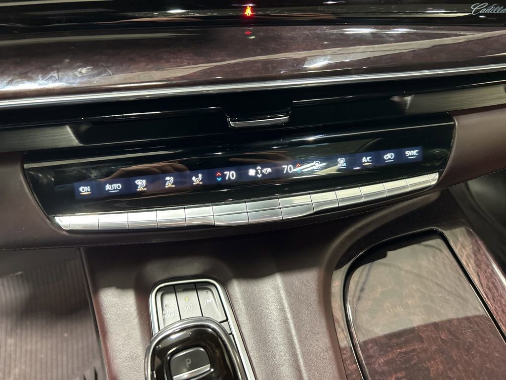 Used 2021 Cadillac Escalade Sport Platinum w/ LPO, ONYX Package image 29