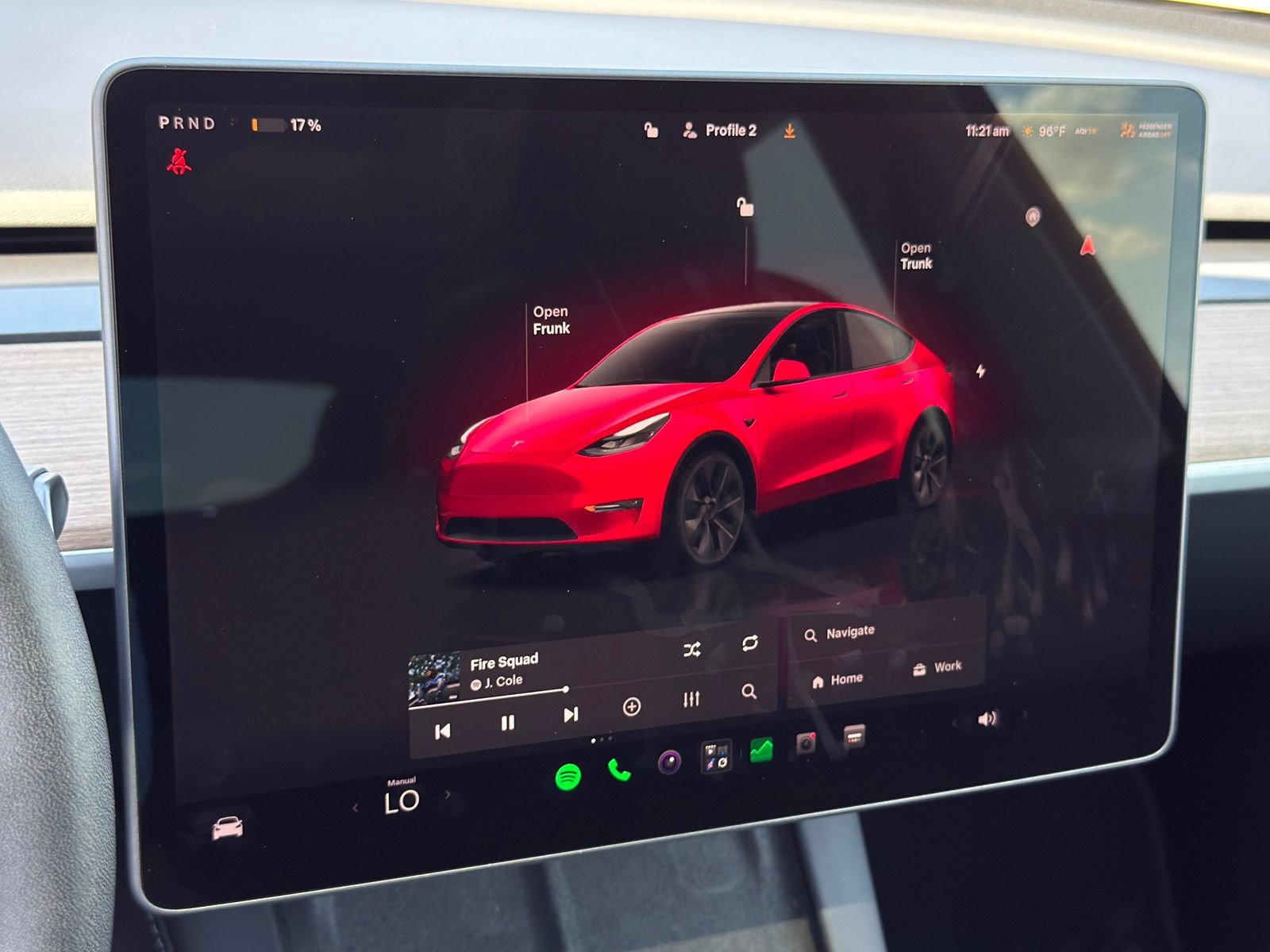 Used 2024 Tesla Model Y Long Range AWD/4WD image 18