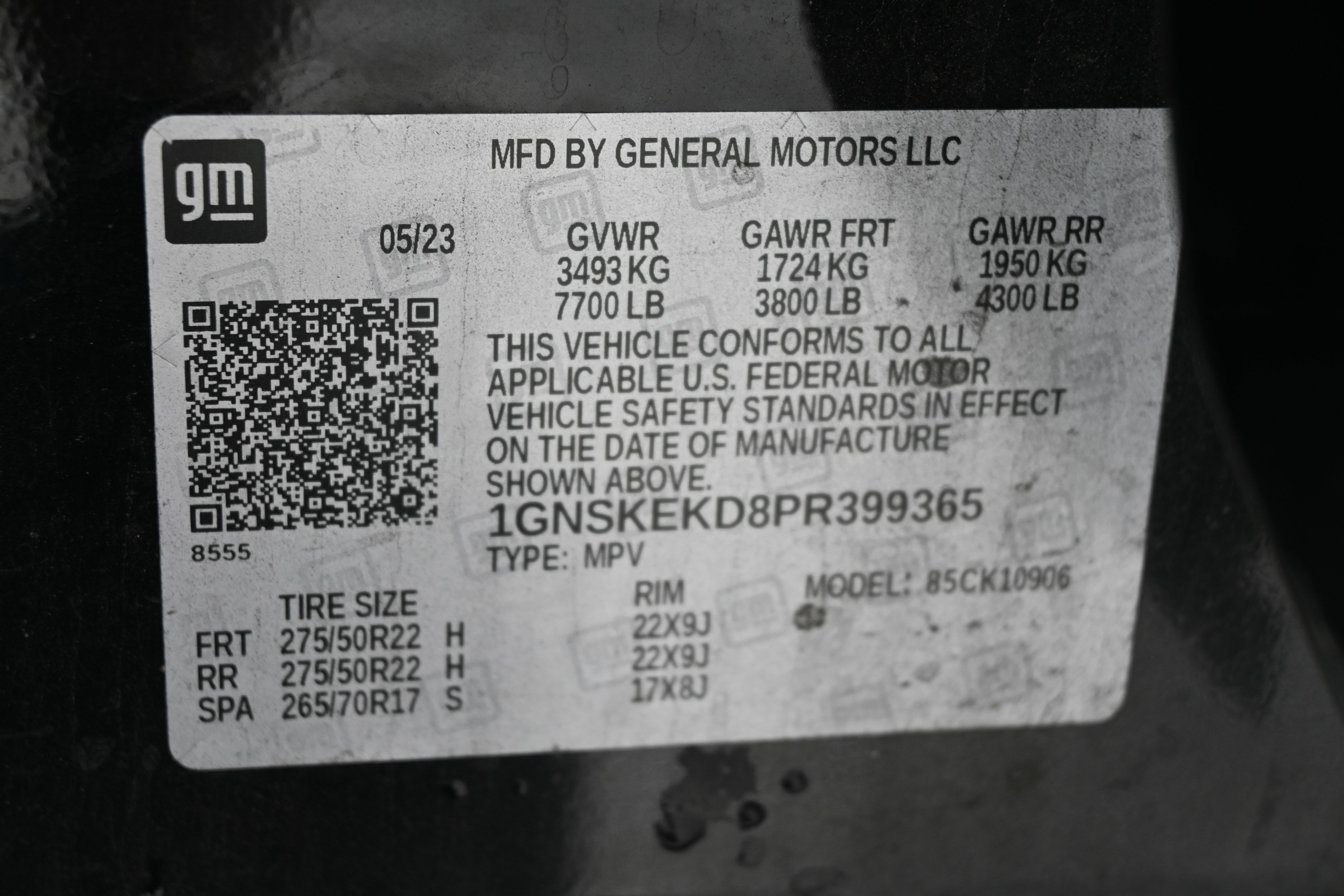 Used 2023 Chevrolet Suburban RST w/ Luxury Package AWD/4WD image 14