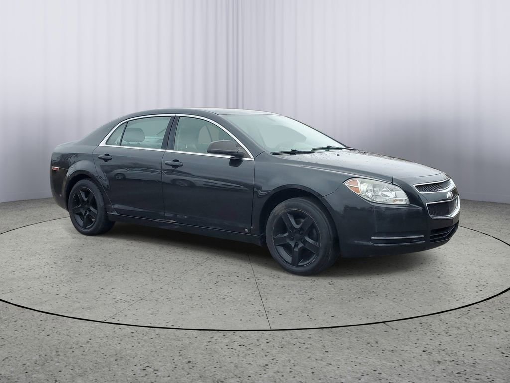 Used 2009 Chevrolet Malibu LS FWD image 2
