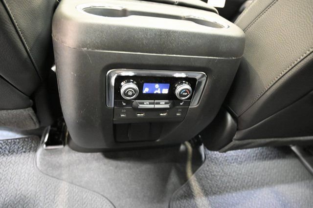 New 2026 GMC Yukon XL Denali w/ Denali Reserve Package image 30