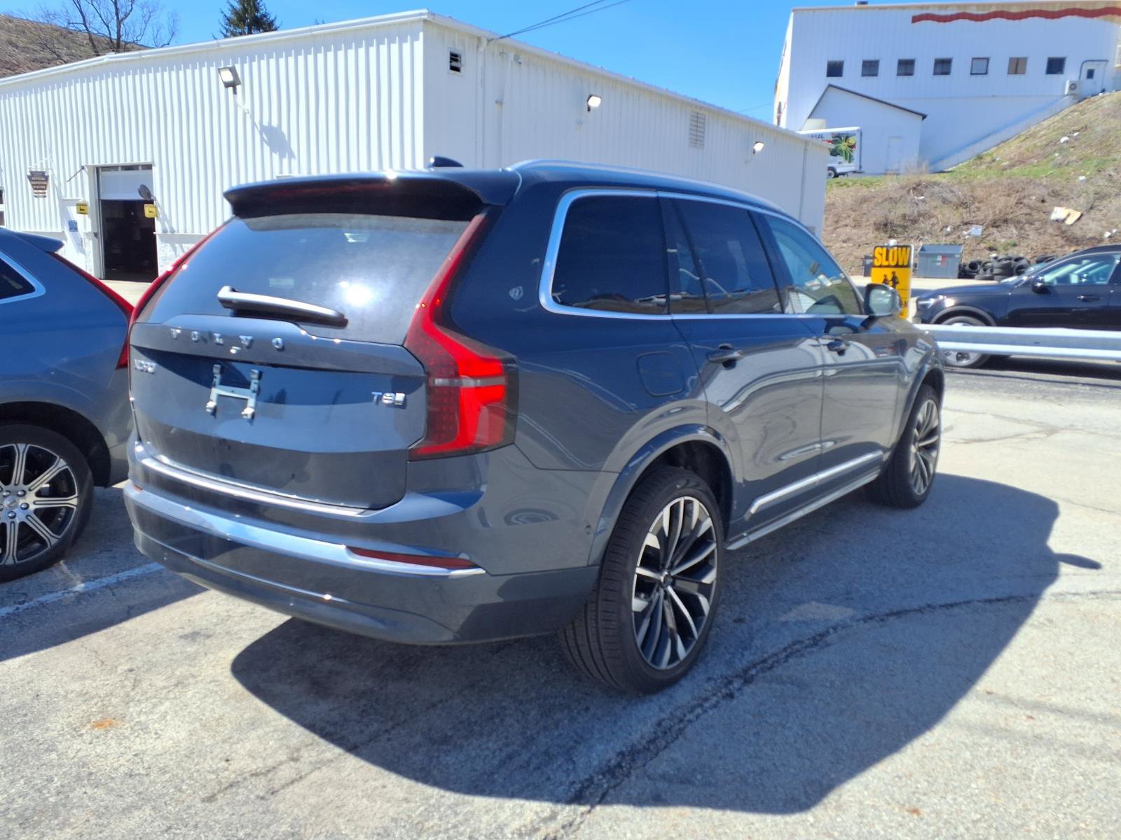 New 2026 Volvo XC90 T8 Plus w/ Protection Package Premier image 3