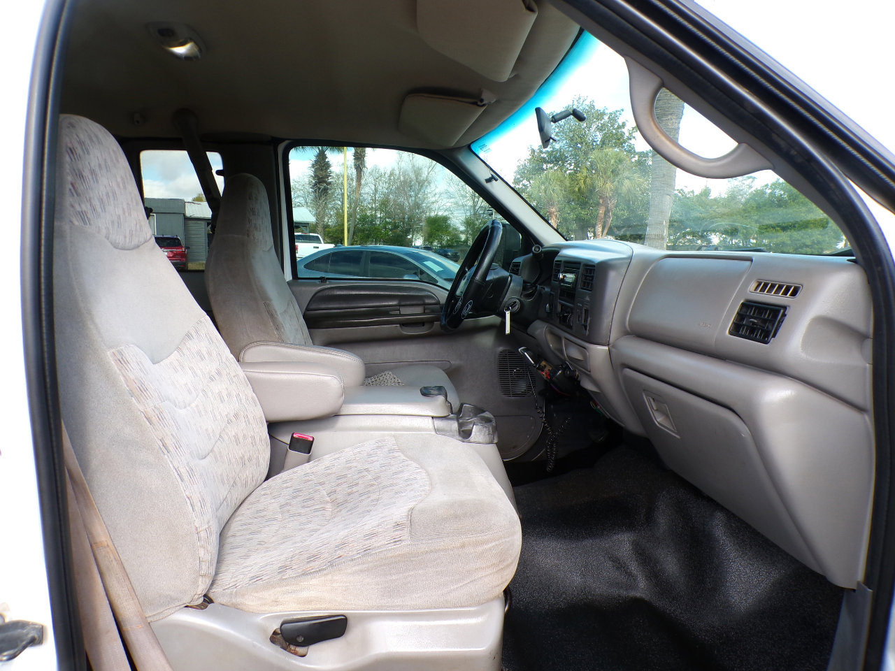 Used 1999 Ford F250 Lariat image 18