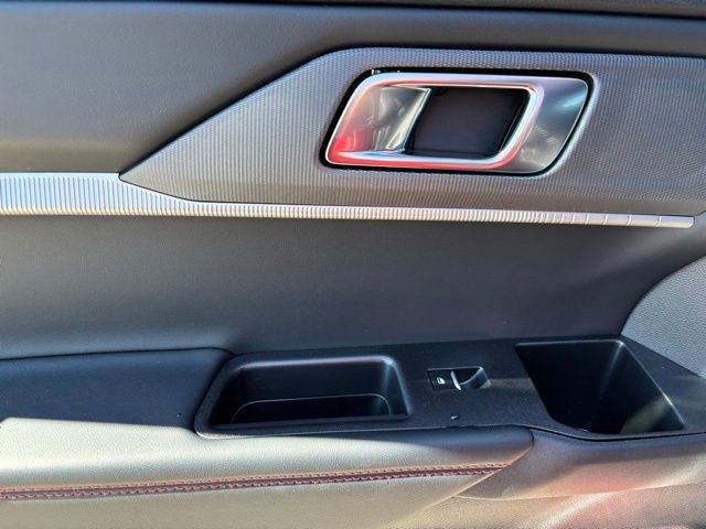 New 2026 Ford Explorer ST-Line w/ ST-Line Street Pack image 16
