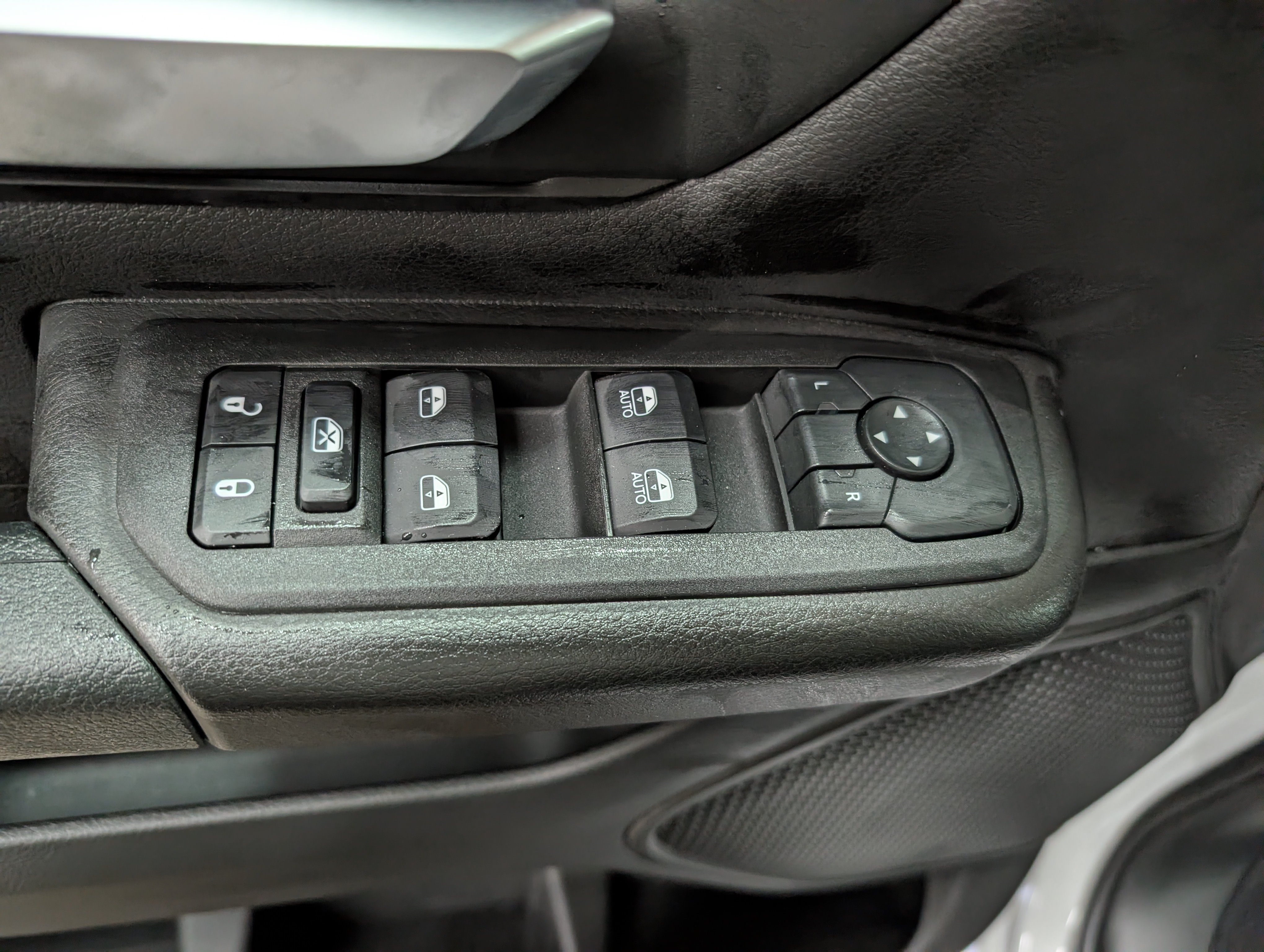 New 2026 RAM 1500 Express AWD/4WD image 13