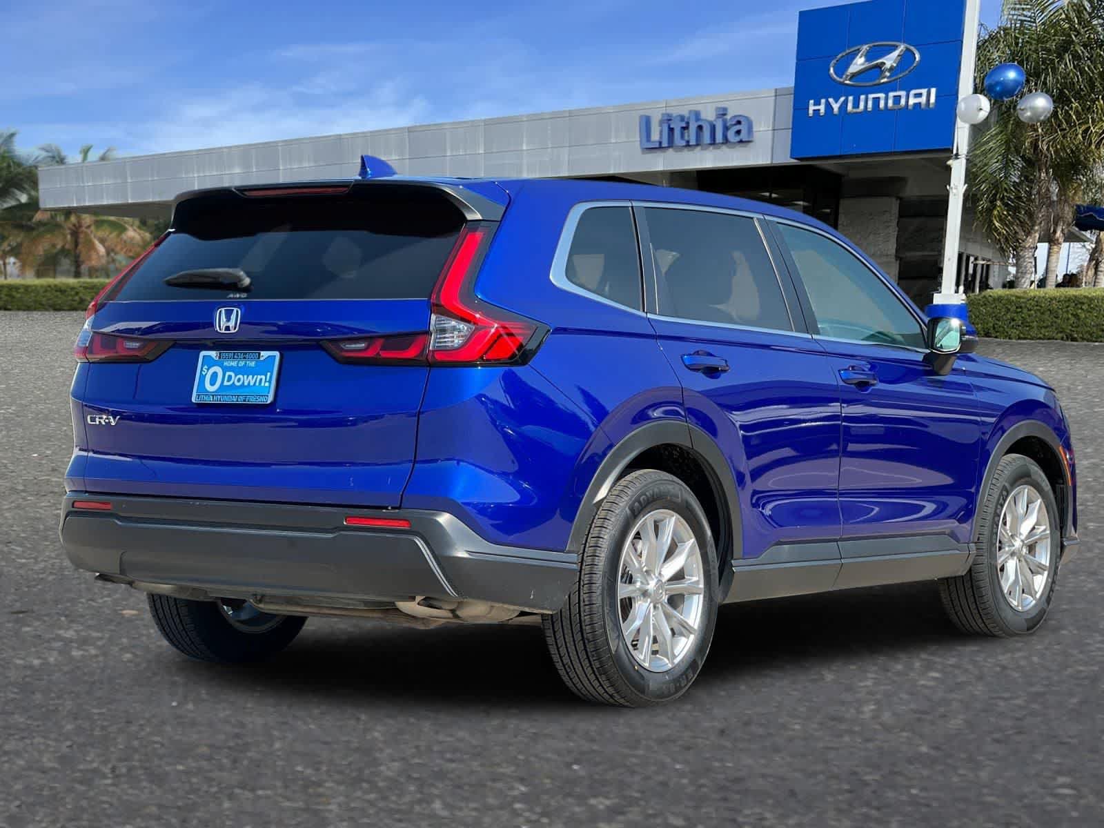 Used 2023 Honda CR-V EX image 3