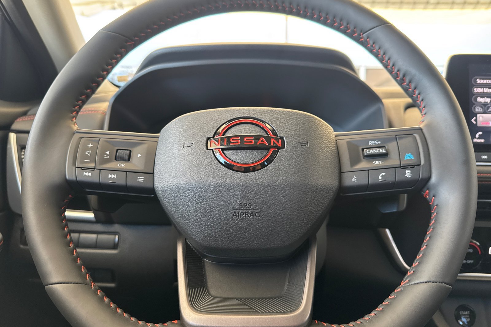 Certified 2025 Nissan Rogue SV AWD/4WD image 36