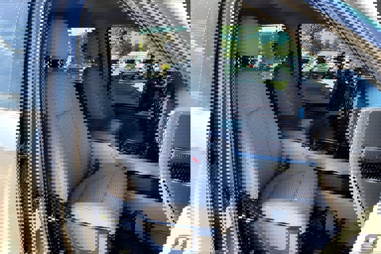 Used 2022 Ford F250 XLT w/ XLT Value Package image 9