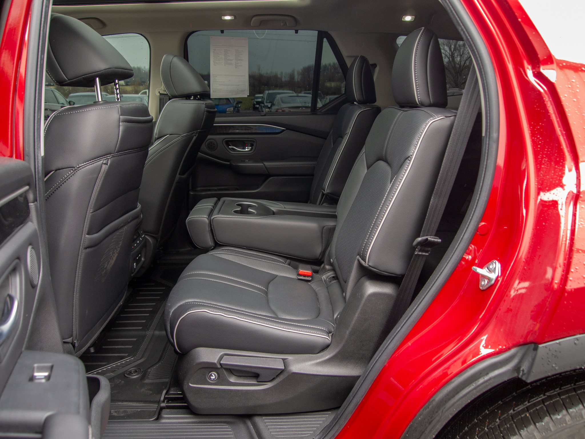 Used 2025 Honda Pilot Elite image 27