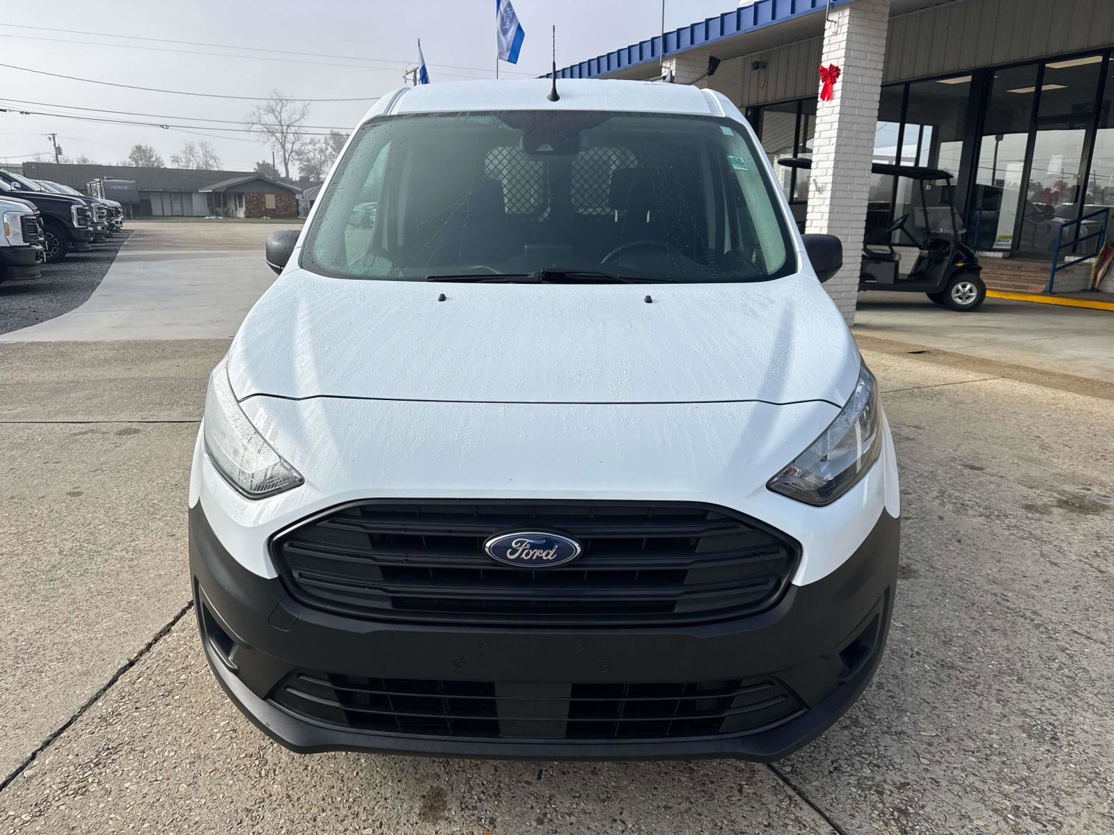 Used 2022 Ford Transit Connect XL image 2