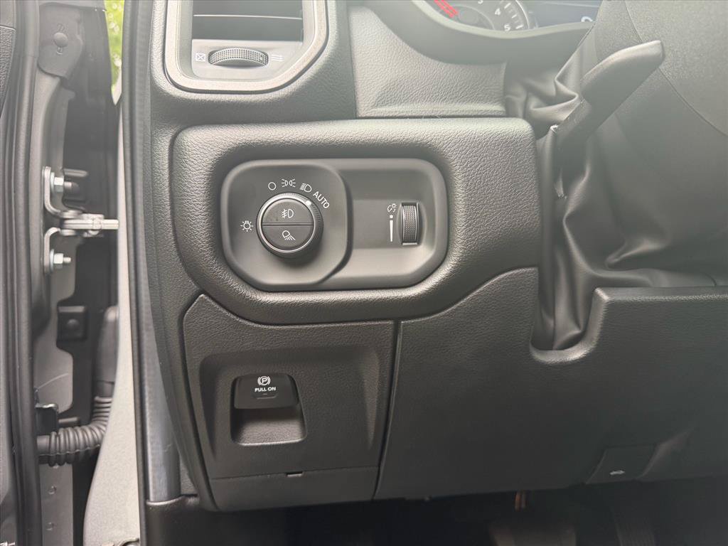 New 2026 RAM 1500 Classic Warlock AWD/4WD image 34