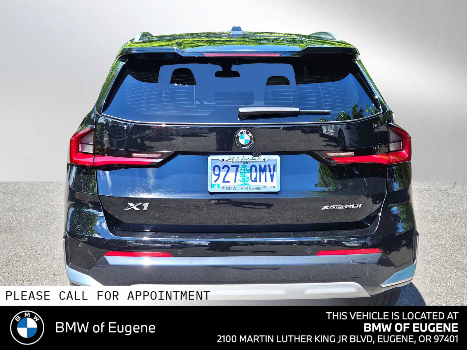 Used 2025 BMW X1 xDrive28i w/ Technology Package AWD/4WD image 4