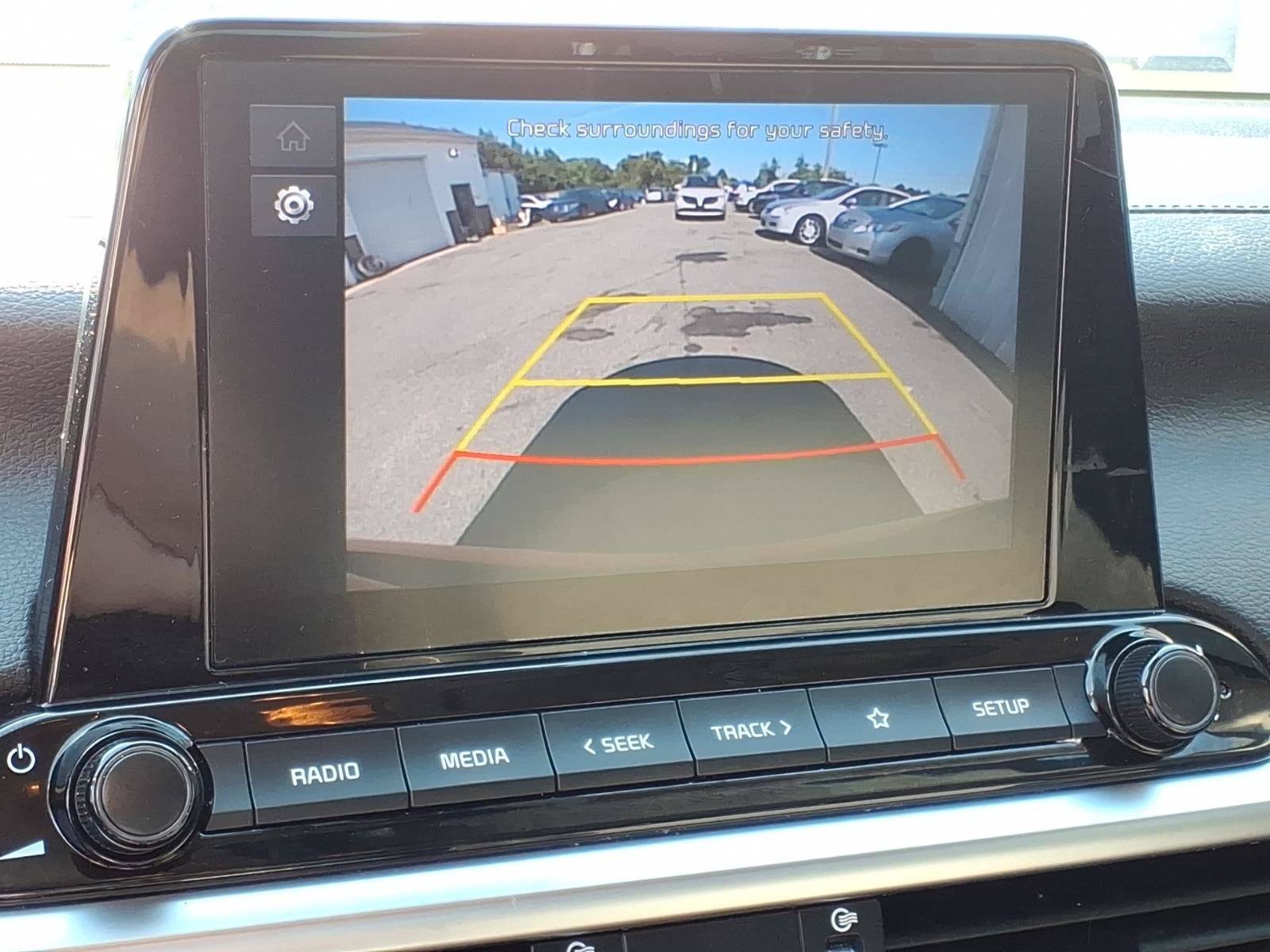 Used 2022 Kia Forte LXS w/ LXS Technology Package FWD image 9