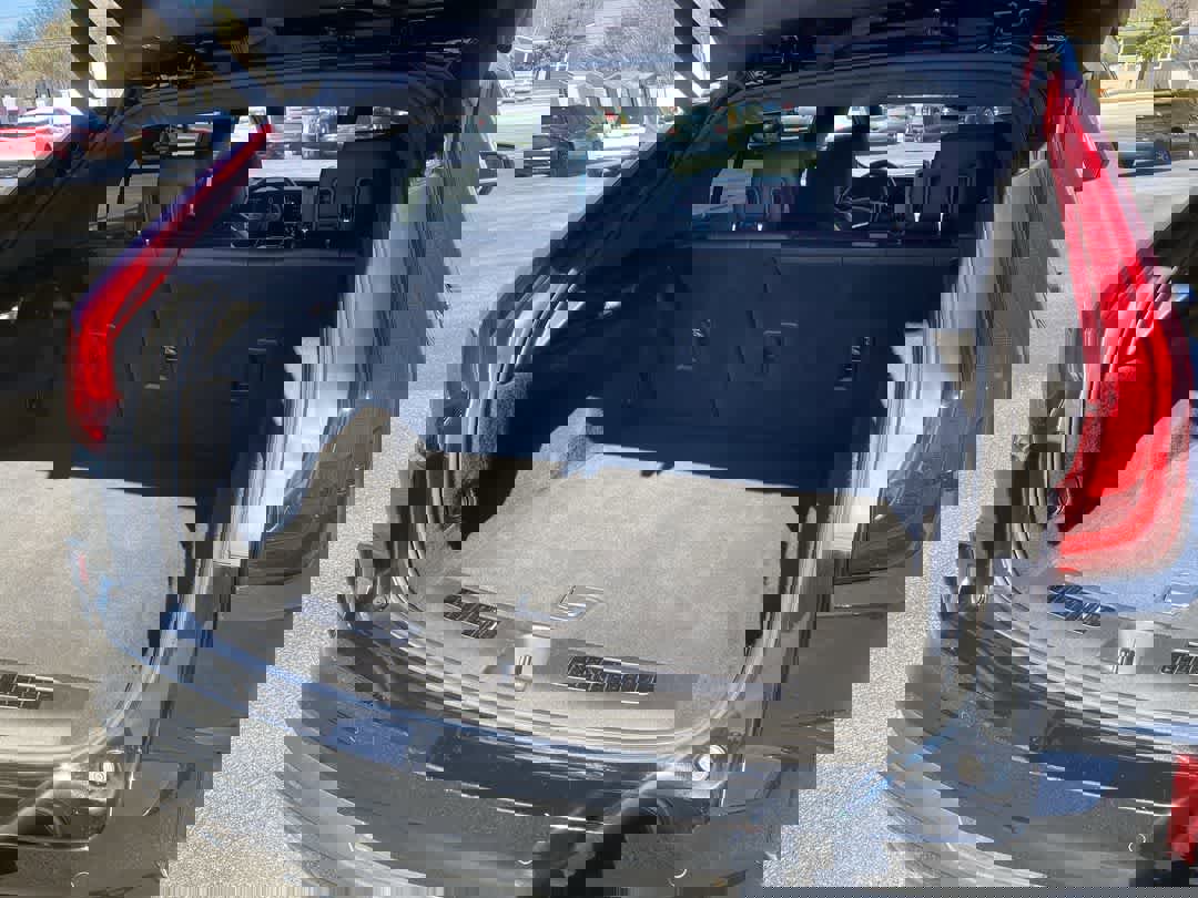 Used 2024 Cadillac XT4 Premium Luxury image 22