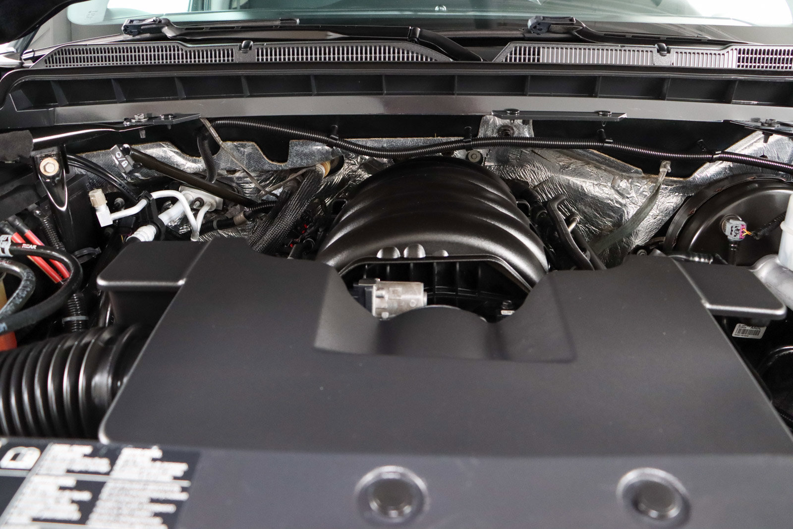Used 2018 Chevrolet Silverado 1500 LT AWD/4WD image 30