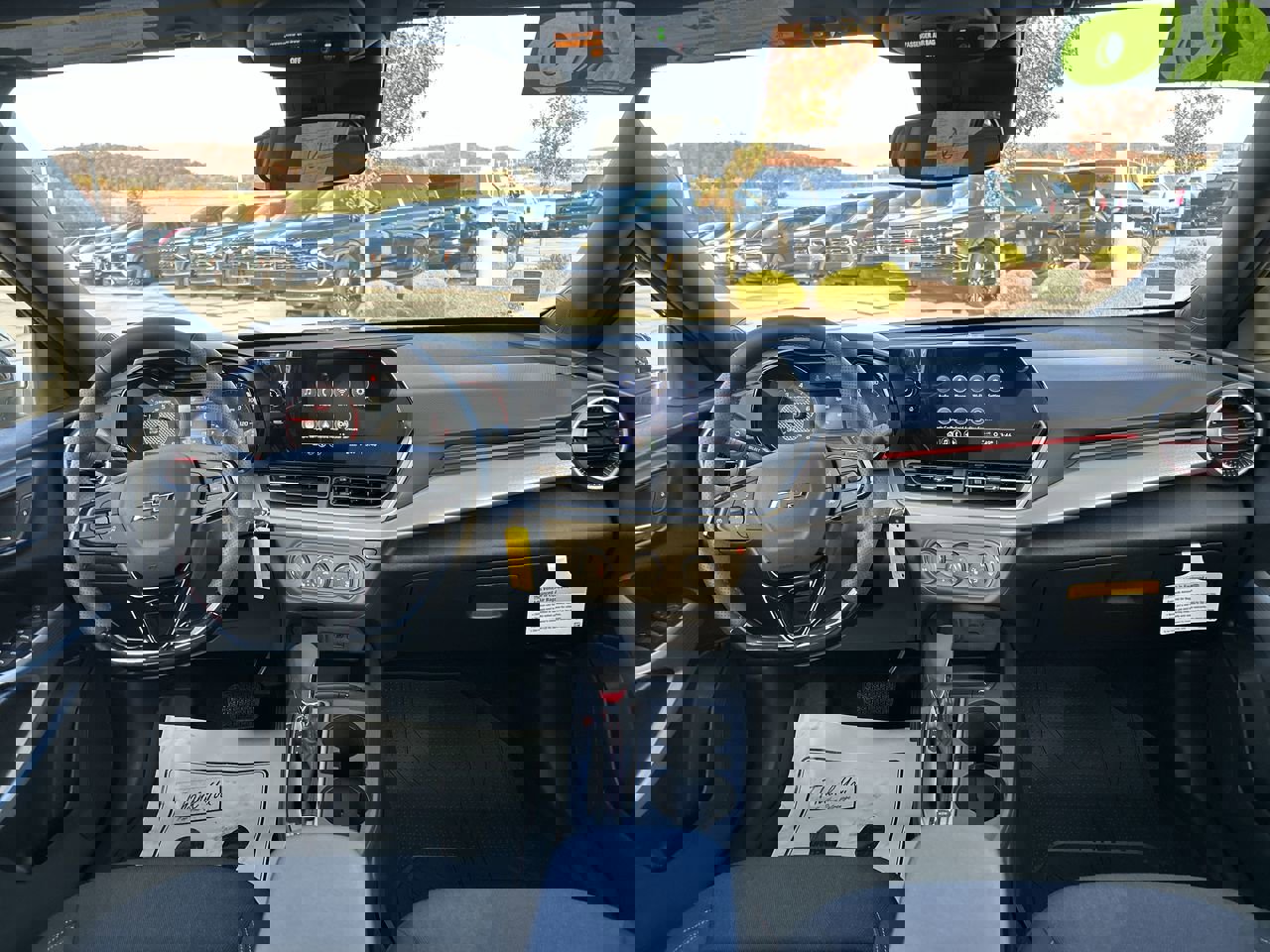 New 2026 Chevrolet Trax RS image 16