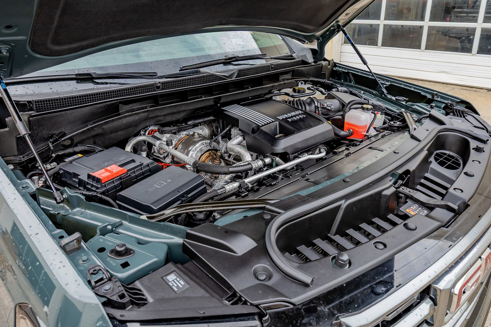 Used 2025 GMC Yukon AT4 w/ AT4 Premium Plus Package image 43